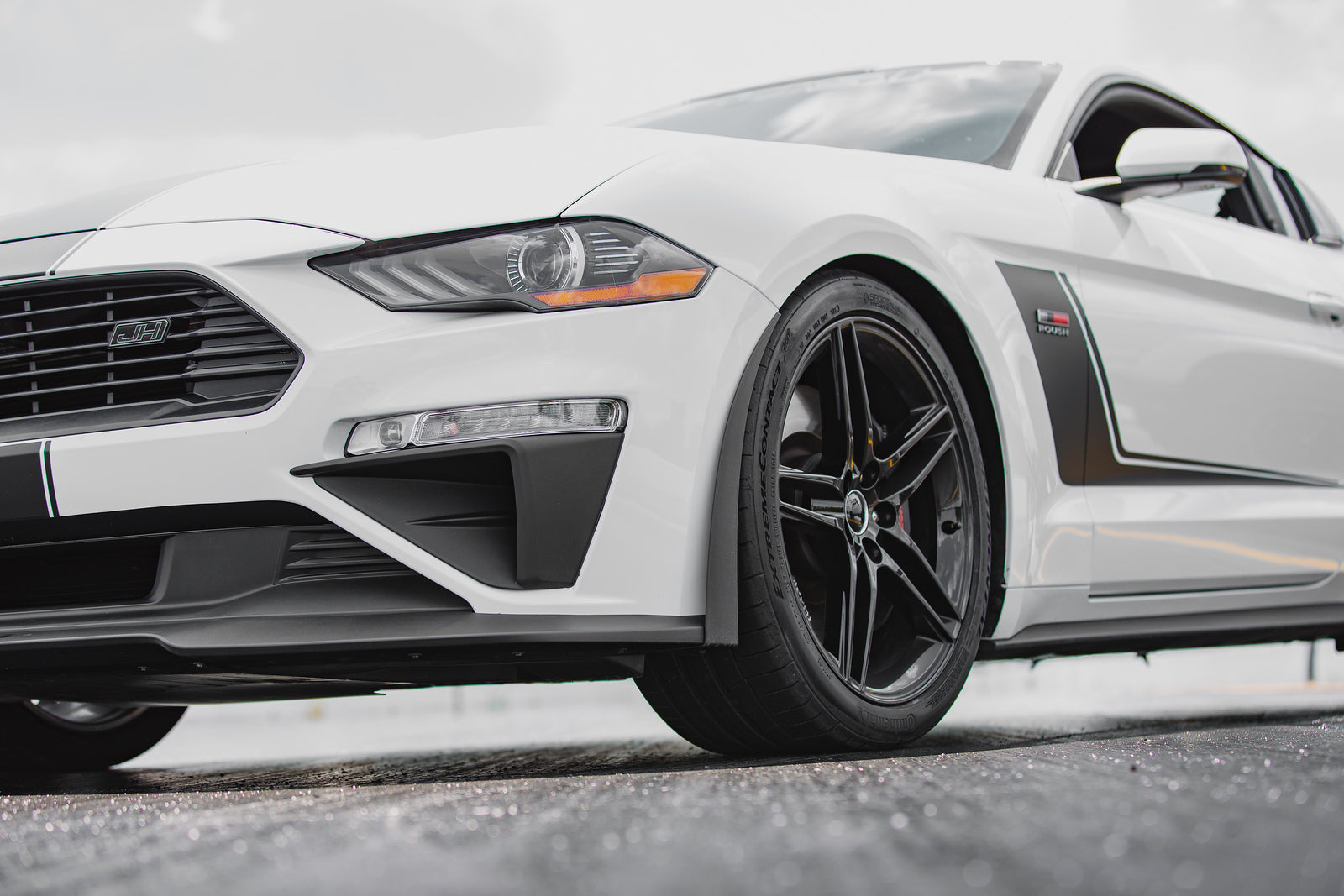 ROUSH Fascia Corner Pockets for Ford Mustang 2018-23 | #422084 - Available from NEMESISUK.COM
