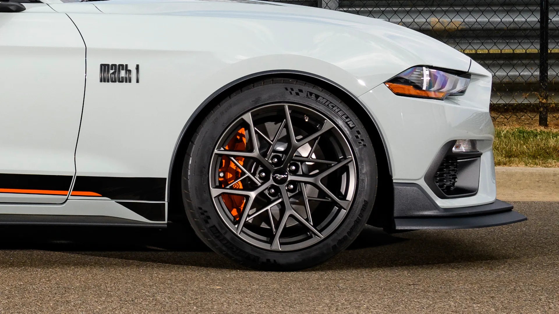 Handling Package 'Bird Nest' Wheel Kit (19x10.5