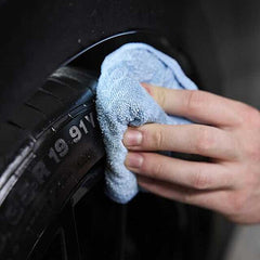 Tyre Shine Bright Foam 400ml | 1609 | Liqui Moly