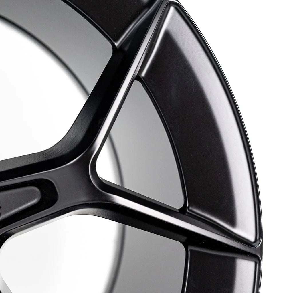 Aero 5 Wheel Kits (Set of 4 in Square/Staggered Combo) for Mustang 2005-23 & 2024+ | RTR - Available from NEMESISUK.COM